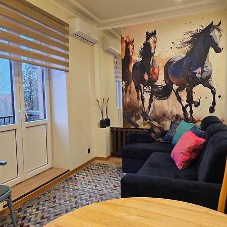 Luxury Stable 1 Leilighet Rēzekne Eksteriør bilde